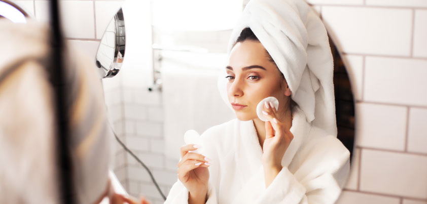 Cosméticos naturales basados en AOVE para una limpieza de rostro perfecta