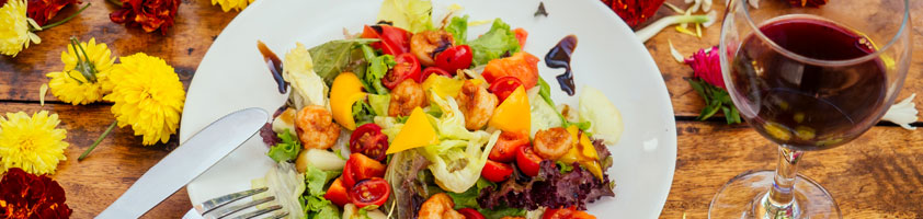 Maridajes mediterráneos perfectos: AOVE y vino